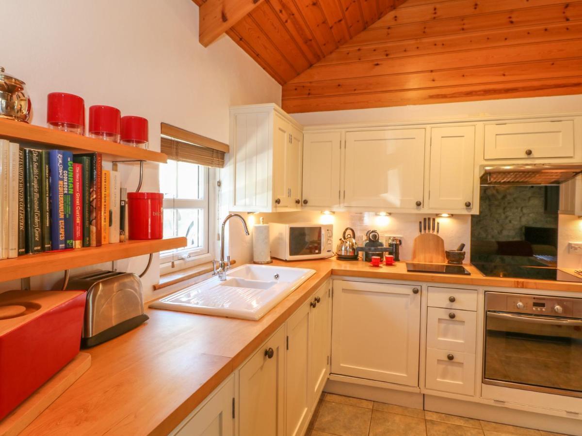 Pond Cottage Truro Extérieur photo