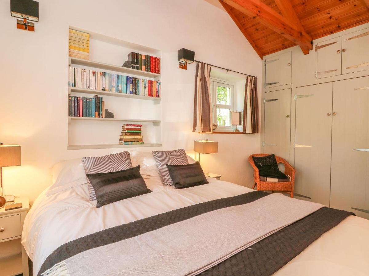 Pond Cottage Truro Extérieur photo